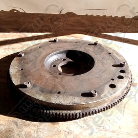 Occasion : Volant moteur pour boîte manuelle / nombre de dents : 164 pour Jeep divers