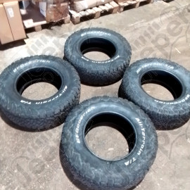 Occasion : Lot de 4 pneus BF Goodrich All-Terrain 285/70R17 pour Jeep JK, DIVERS