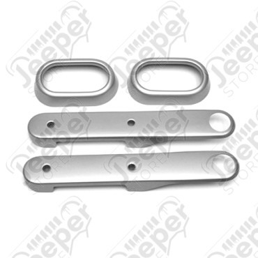 Kit de 4 enjoliveurs de poignées portes intérieur arrière (avec lève vitre manuel) (couleur: argent) Jeep Wrangler JK Unlimited (4 portes) 