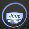 Eclairage Jeep avec LED Soyez à la mode et à la dernière technologie, fixer la LED sous votre porte, (la scie cloche et vendu avec), branchez les 2 fils sur le contacteur de porte et dès que vous ouvrez la porte le logo Jeep apparait au sol !!! La classe