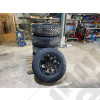 Pack de 5 roues complètes (montées et équilibrées) en 285/70R17 - entraxe: 5x127 - ET: -12 avec pneumatiques mixtes
