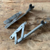 Occasion : Charnières de capot moteur (gauche et droit) pour Jeep Cherokee Liberty KJ (2002-2004)