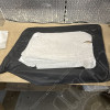 Occasion : Vitre de demi porte avant gauche noir denim (coin carré) pour Jeep Wrangler YJ (1987-1995)