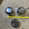 Occasion : Lot 3 cache moyeux acier chromé 83mm (compatibilité : voir description)