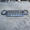 Occasion : Calandre gris/bleu phase 1 pour Jeep Cherokee Liberty KJ (2002-2004)