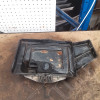 Occasion : Support de batterie avec réservoir d'air de régulateur de vitesses. pour Jeep Wrangler TJ