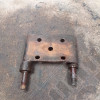 Occasion : Fixation de lame sur pont avant gauche pour Jeep CJ5, CJ7, CJ8