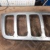 Occasion : Calandre grise (sans les inserts) pour Jeep Grand Cherokee WJ, WG