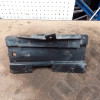 Occasion : Fixation de cric d'origine sur aile droite pour Jeep Wrangler YJ