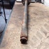 Occasion : Demi arbre de roue arrière Chrysler 8.25 avec c-clip/ longueur : 69,5 cm pour Jeep Cherokee XJ
