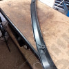 Occasion : Baguette de finition entre pare chocs avant et calandre pour Jeep JL, JT