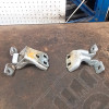 Occasion : Lot de 2 charnières pour porte avant droite (supérieure + inférieure) pour Jeep Grand Cherokee WH, WK