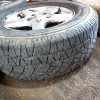 Occasion : Lot de 5 roues d'origine 245/65R17 (4 michelin et 1 goodyear) pour Jeep Grand Cherokee WH, WK
