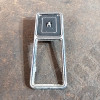 Occasion : Cache plastique intérieur porte arrière gauche ou droit pour poignée et ouverture vitre pour Jeep Cherokee XJ