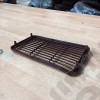 Occasion : Cache plastique de haut parleur bordeau pour 2 portes pour Jeep Cherokee XJ
