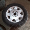 Occasion : Lot de 4 roues (jante d'origine) + 2 pneus VREDESTEIN et 2 pneus GENERAL en 235/60ZR16 pour Cadillac Seville STS 4.6L V8 - 32 soupapes - 4 portes - Boite automatique 4 rapports