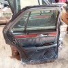 Occasion : Porte arrière gauche noire pour Cadillac Seville STS 4.6L V8 - 32 soupapes - 4 portes - Boite automatique 4 rapports