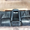 Occasion : Dossier de banquette arrière en cuir noir pour Cadillac Seville STS 4.6L V8 - 32 soupapes - 4 portes - Boite automatique 4 rapports