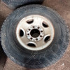 Occasion : Lot de 5 roues (jantes acier d'origine 8 trous) + pneus PATHFINDER Sport Sat en 265/75R16 + roue de secours pour Chevrolet Silverado 2500 HD 6.0L V8 Vortec - 2 portes