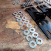 Occasion : Lot de 2 supports métalliques pour pare chocs arrière noirs (avec visserie) pour Jeep YJ, TJ