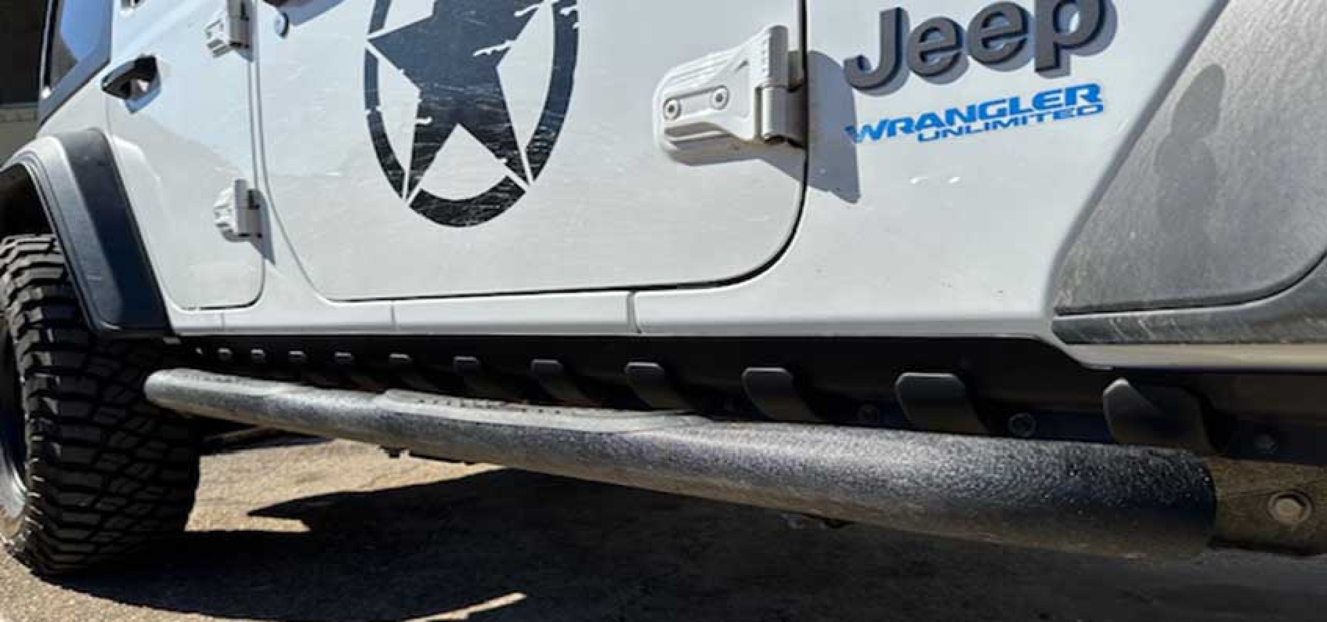 Slide Jeep Wrangler JL Unlimited Rubicon (Blanc - Astruc)