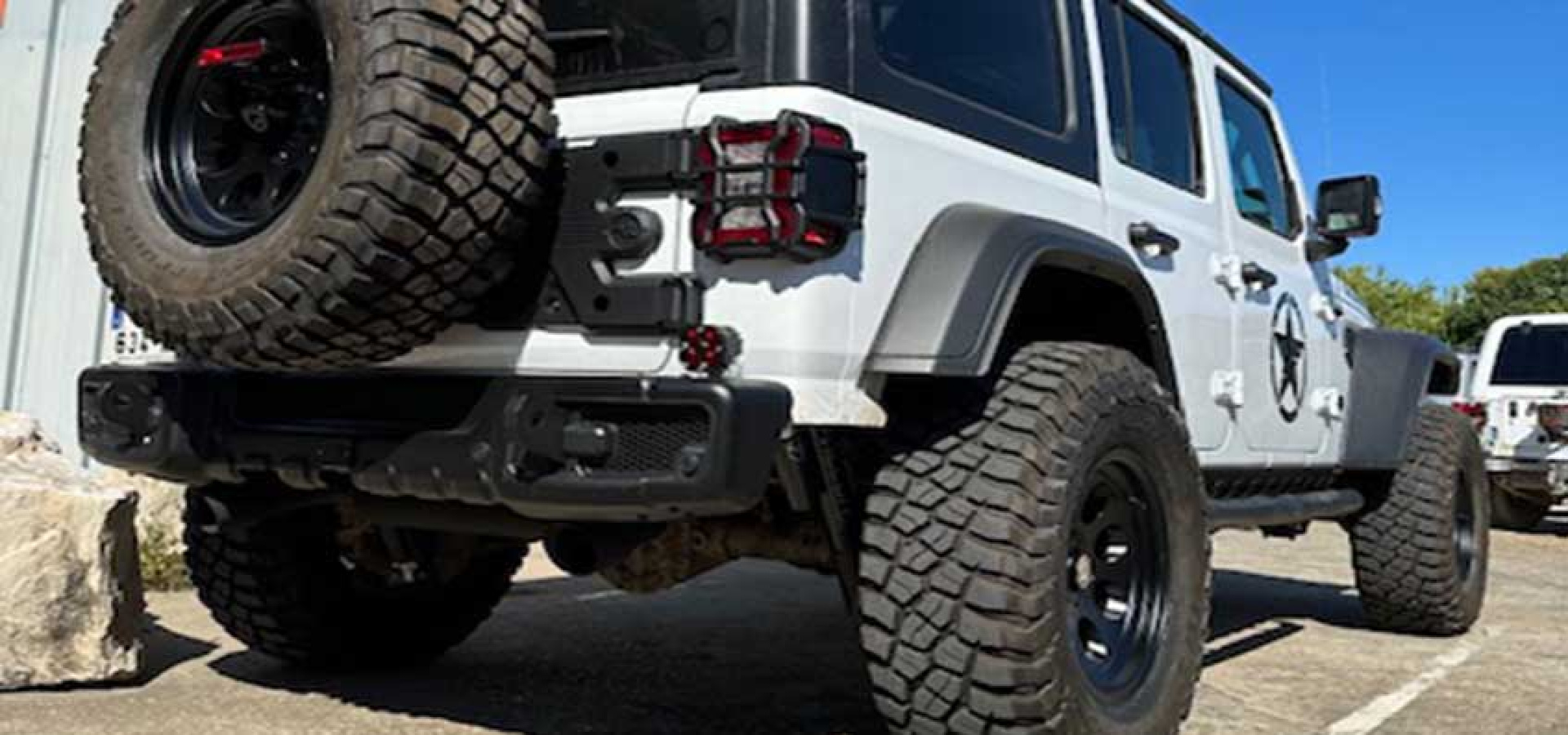 Slide Jeep Wrangler JL Unlimited Rubicon (Blanc - Astruc)