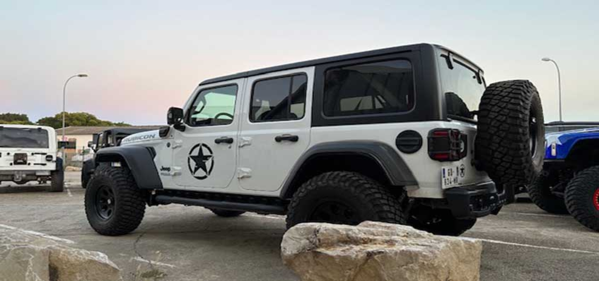 Slide Jeep Wrangler JL Unlimited Rubicon (Blanc - Astruc)